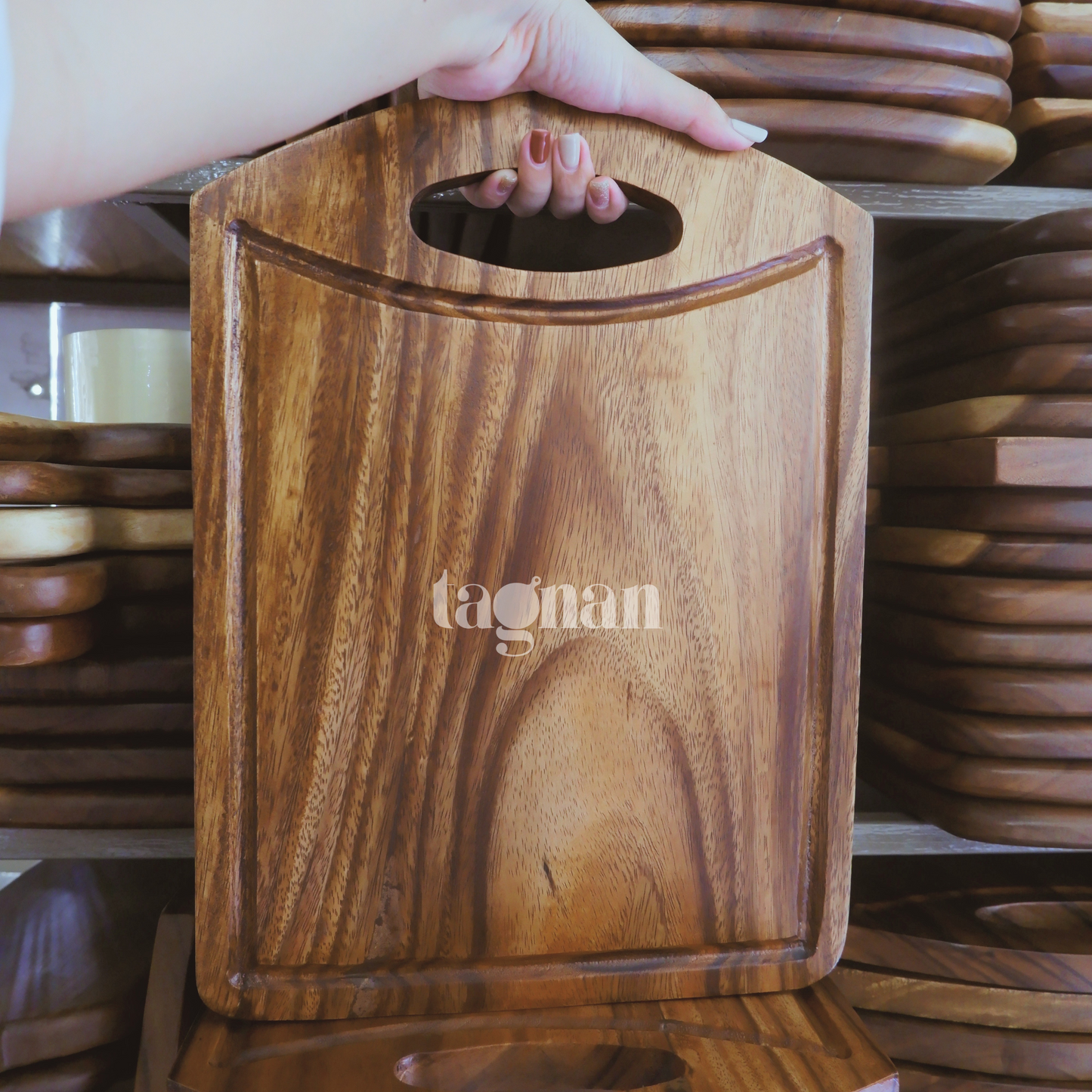 Arc Steak Board made from Acacia Wood