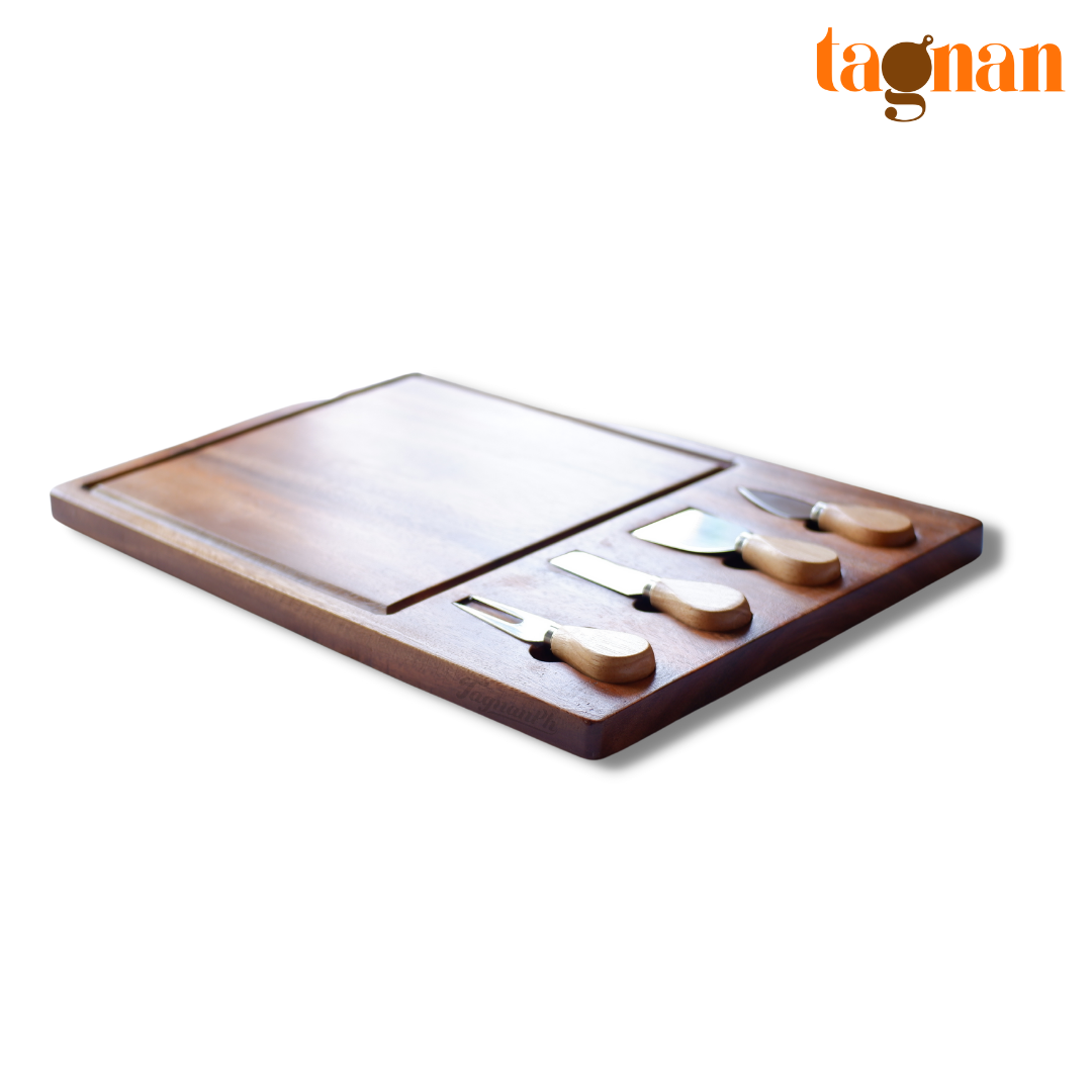 Charcuterie Board / Cheeseboard Set (with 4pcs Cheese knives) made from Acacia Wood