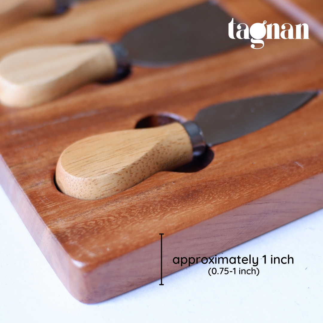 Charcuterie Board / Cheeseboard Set (with 4pcs Cheese knives) made from Acacia Wood