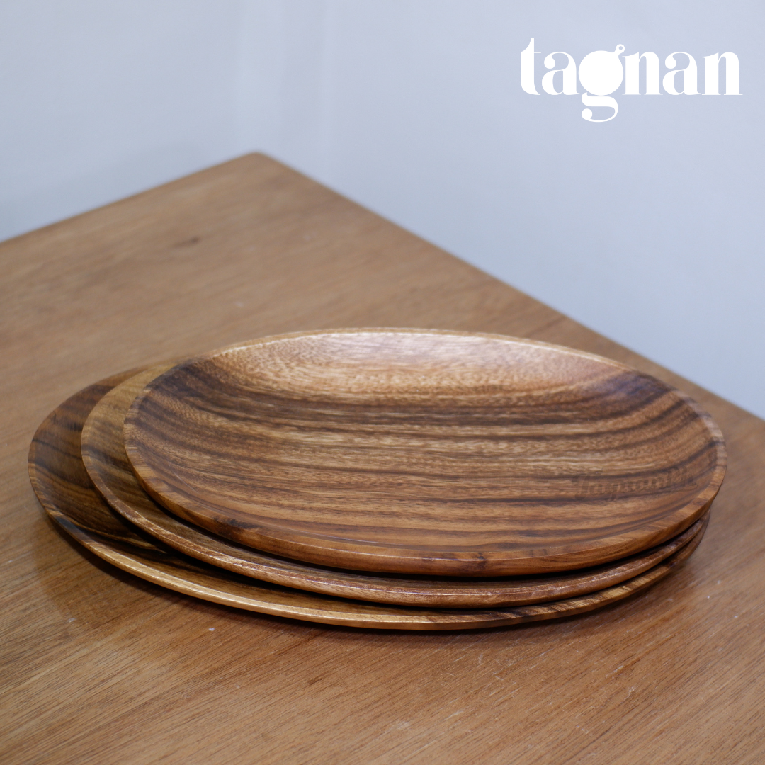 Oval Wooden Plate made from Acacia Wood