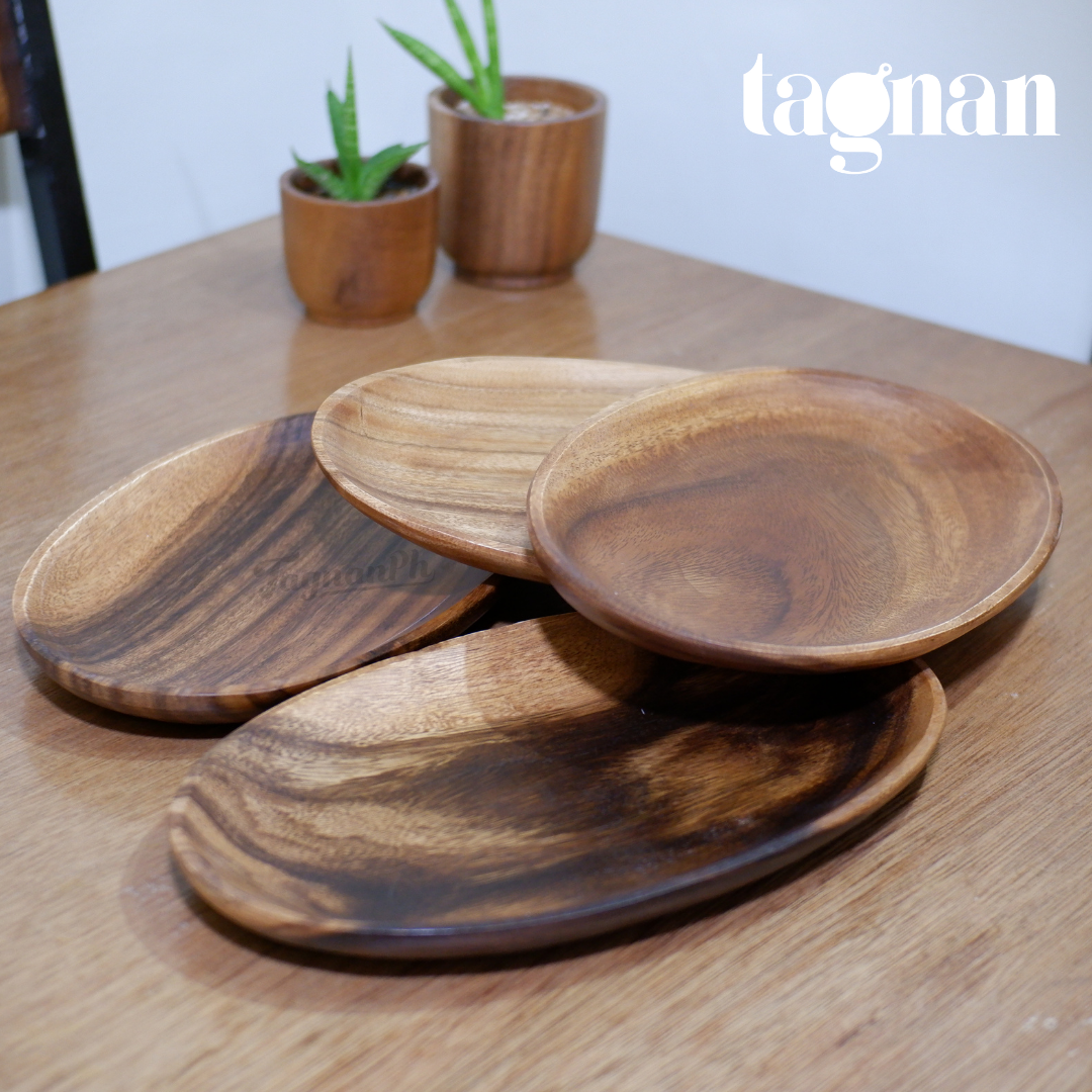 Oval Wooden Plate made from Acacia Wood