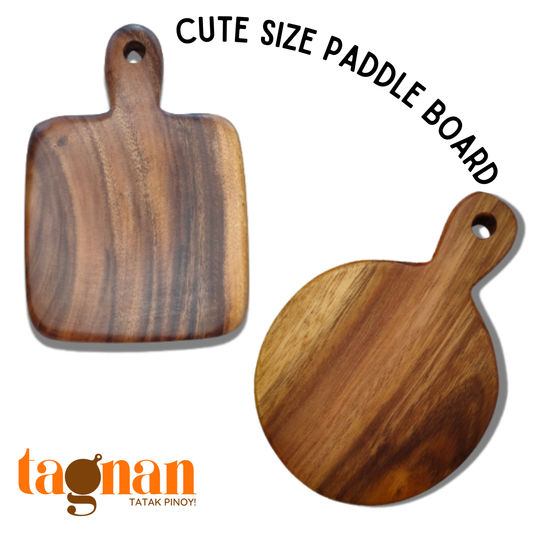 Cute Size Chopping Boards with Handle made from Acacia Wood