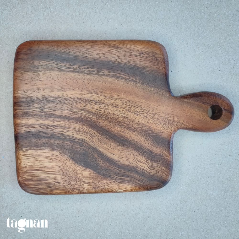 Cute Size Paddle Chopping Board made from acacia wood