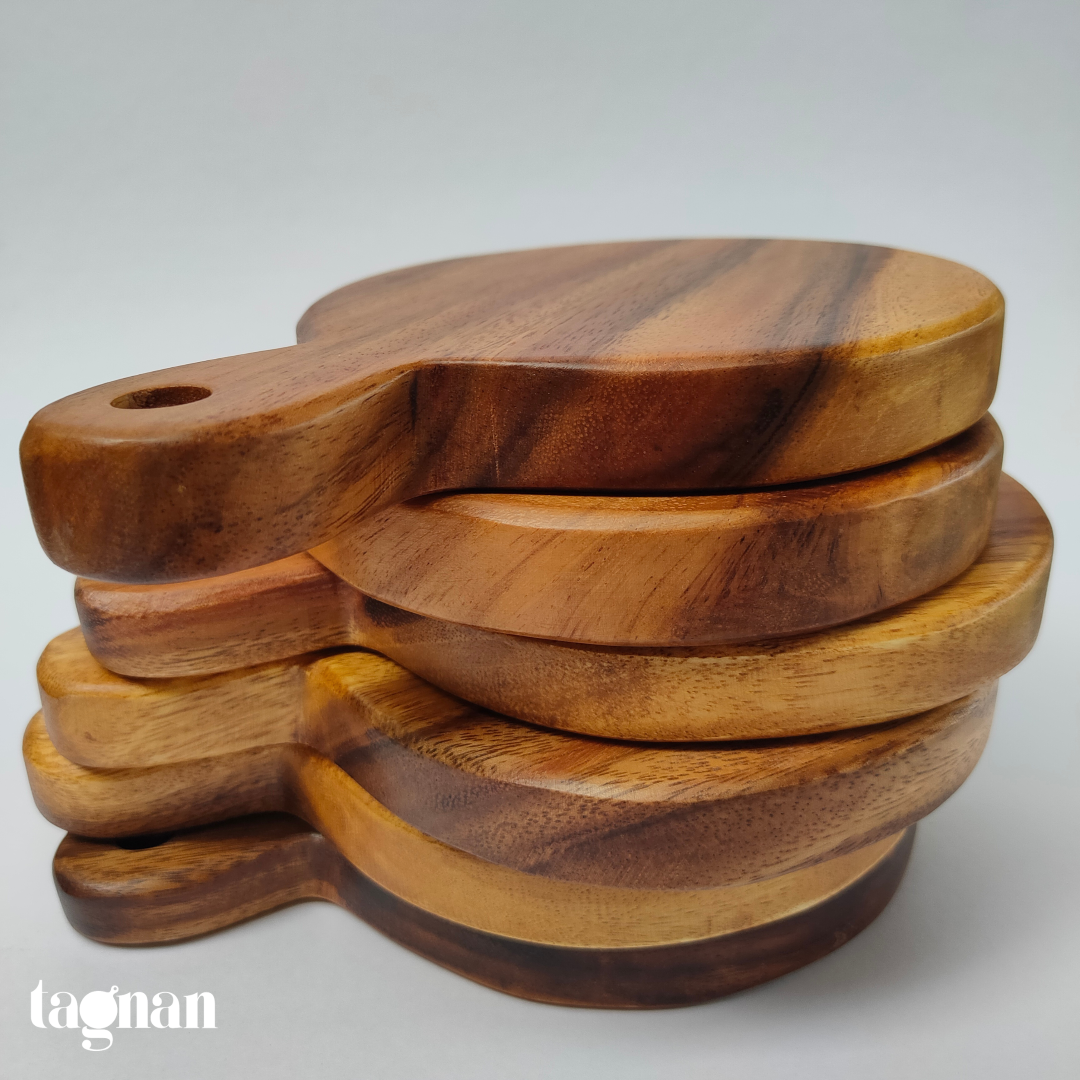 Cute Size Paddle Chopping Board made from acacia wood